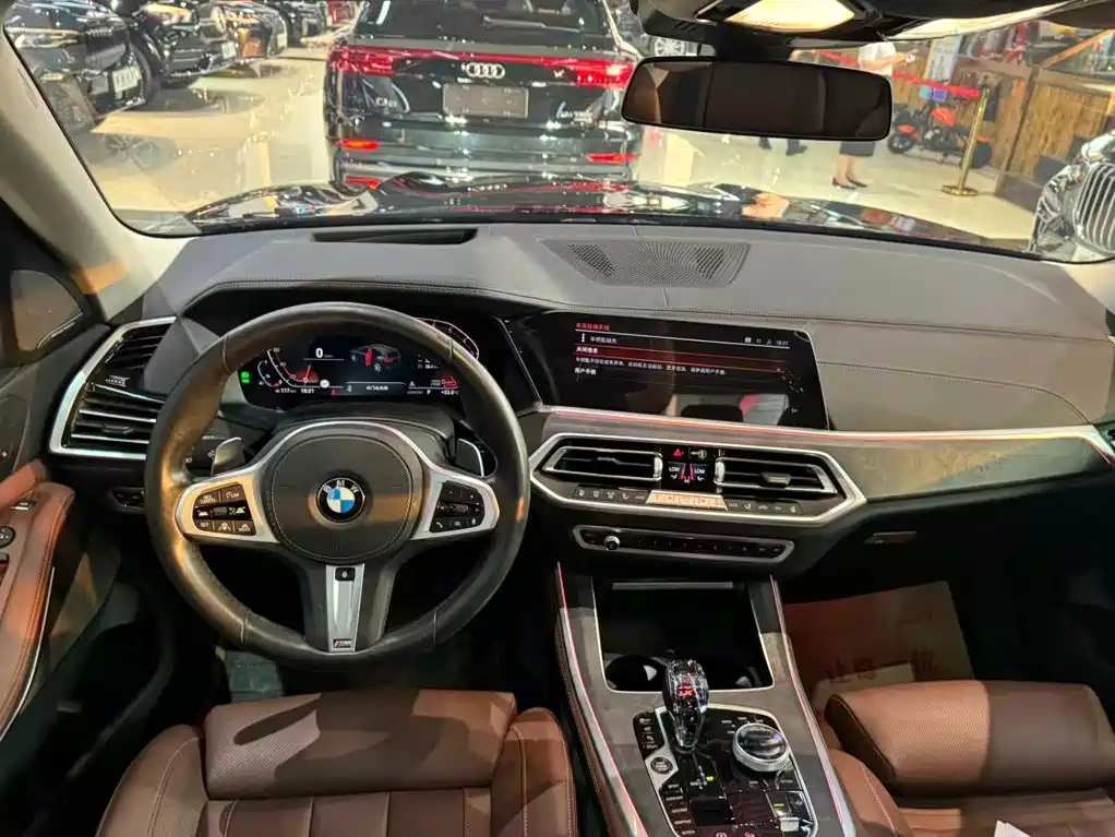 BMW X5 (Import) — миниатюра 7