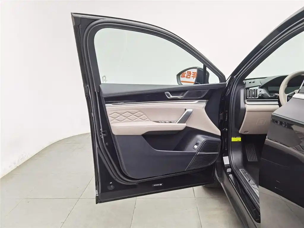 BYD Tang 2024 DM-i 112KM Luxury