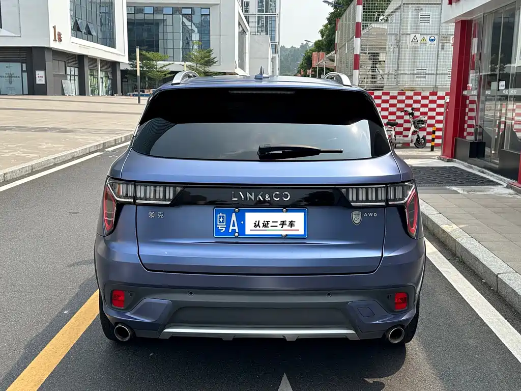 Lynk & Co 01 — миниатюра 5