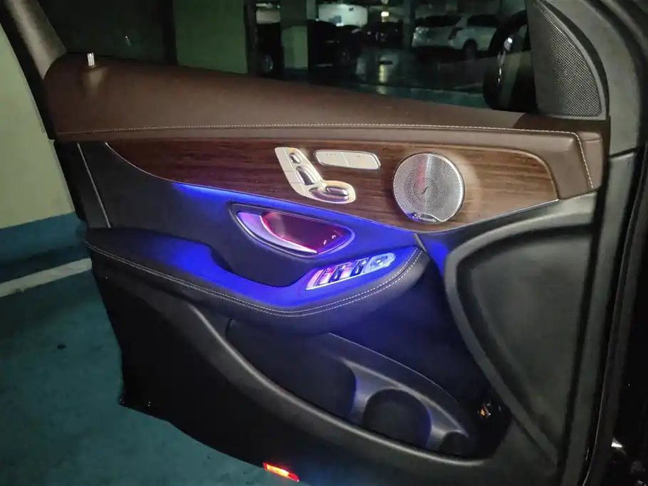 Mercedes-Benz GLC 2021 GLC 300 L 4MATIC