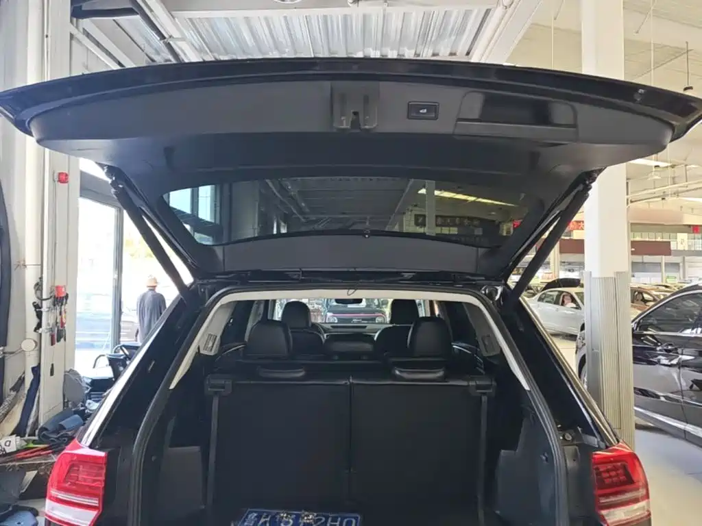 Volkswagen Teramont — миниатюра 18