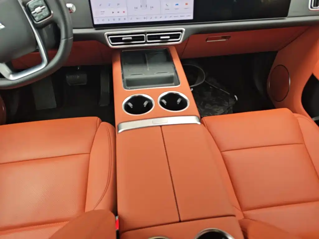 Li Auto Li L8 — миниатюра 14