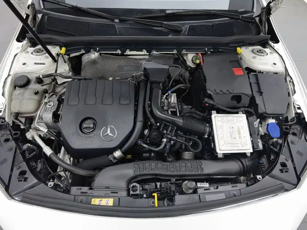 Mercedes-Benz A-Class — миниатюра 6
