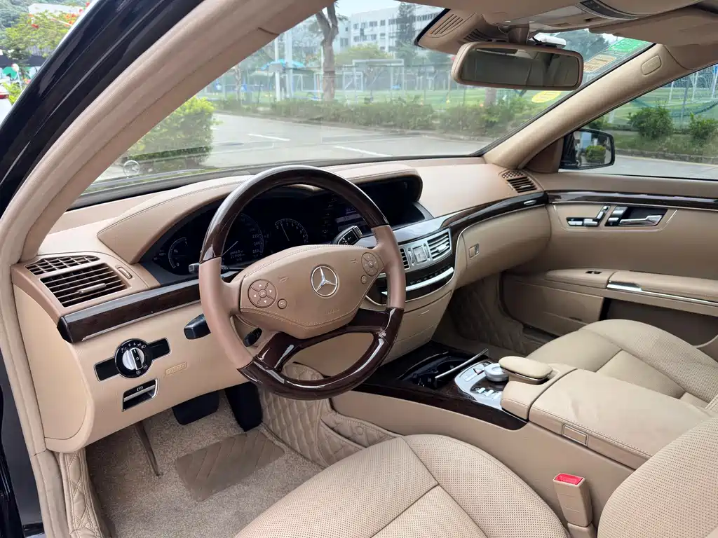Mercedes-Benz S-Class — миниатюра 7