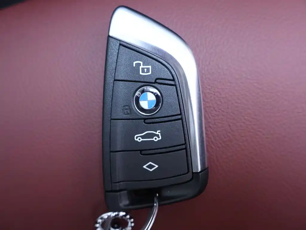 BMW 3 Series — миниатюра 25