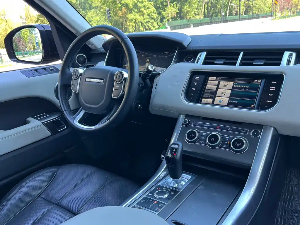 Land Rover Sport — миниатюра 26
