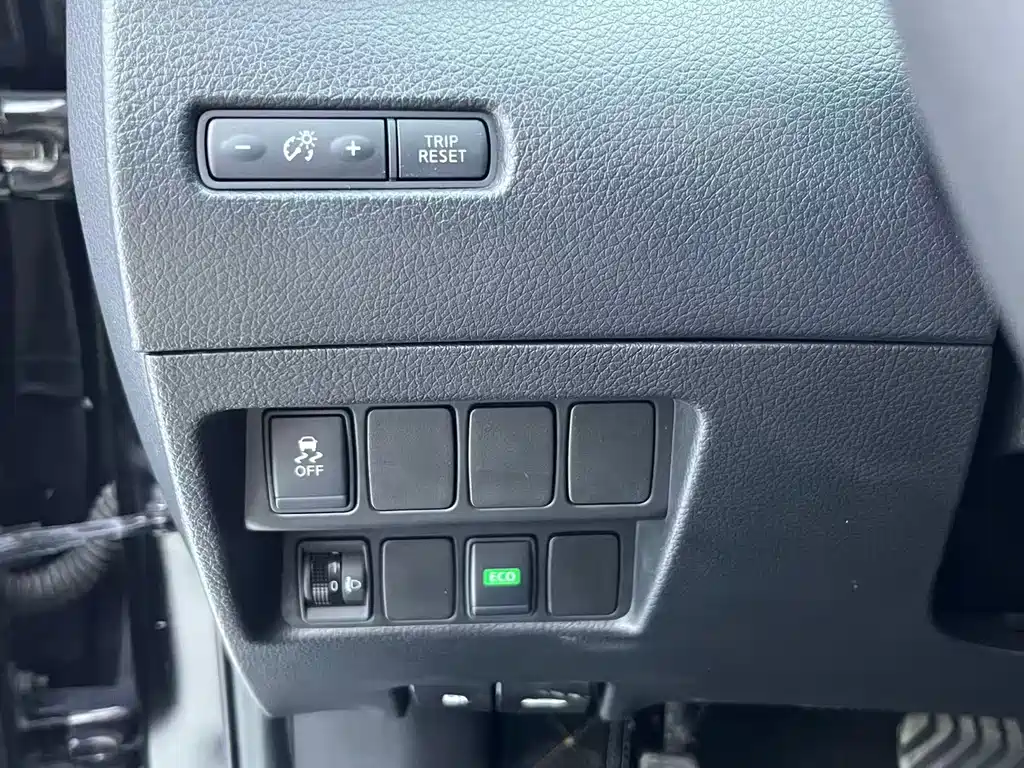 Nissan X-Trail — миниатюра 11