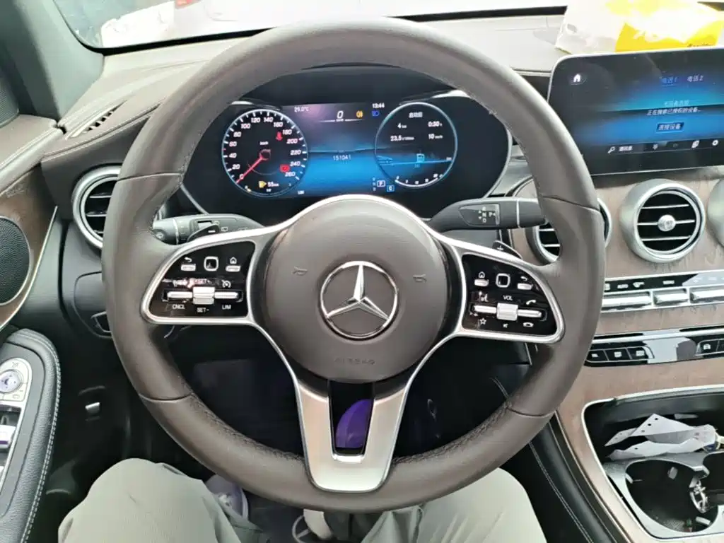 Mercedes-Benz GLC — миниатюра 11