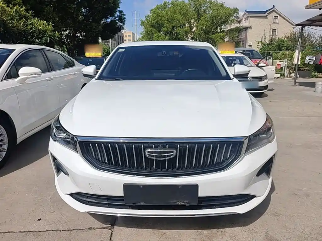 Geely Emgrand — миниатюра 3
