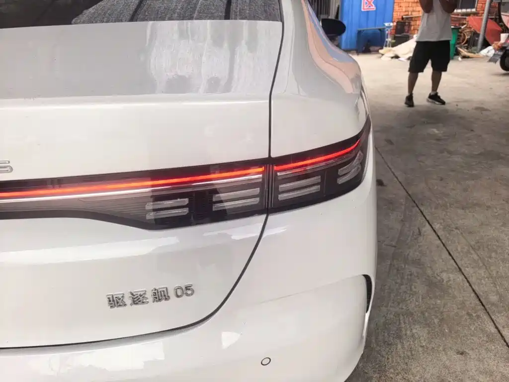 BYD Destroyer 05 — миниатюра 8