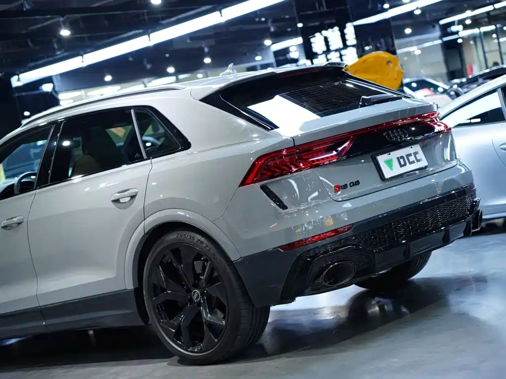 Audi RS Q8 — миниатюра 24