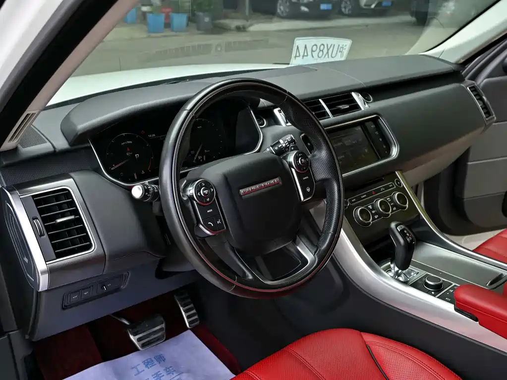 Land Rover Sport — миниатюра 6