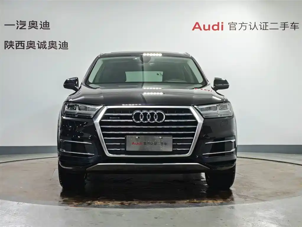 Audi Q7 2019 55 TFSI