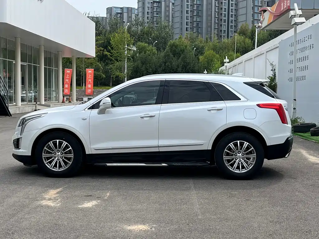 Cadillac XT5 — миниатюра 3