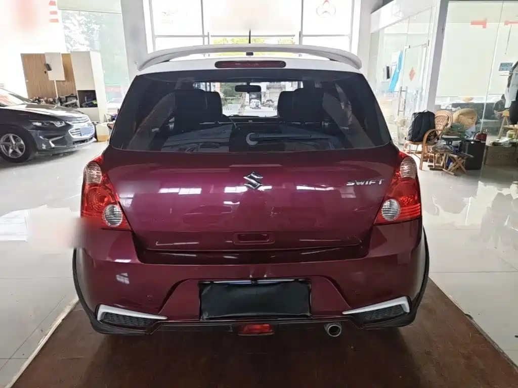 Suzuki Swift — миниатюра 6