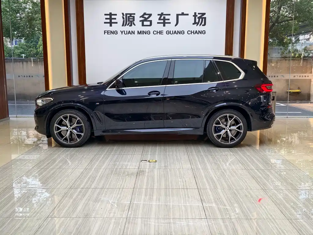 BMW X5 (Import) — миниатюра 26