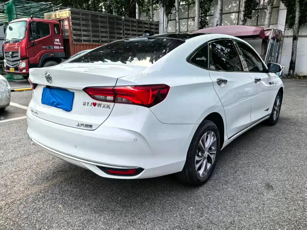 Buick Verano — миниатюра 6