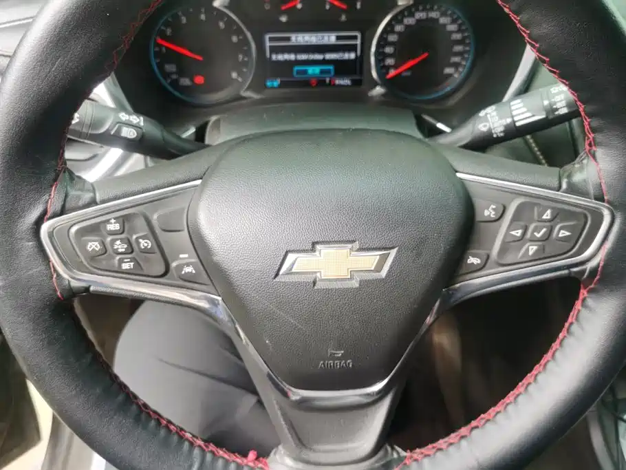 Chevrolet Equinox — миниатюра 15