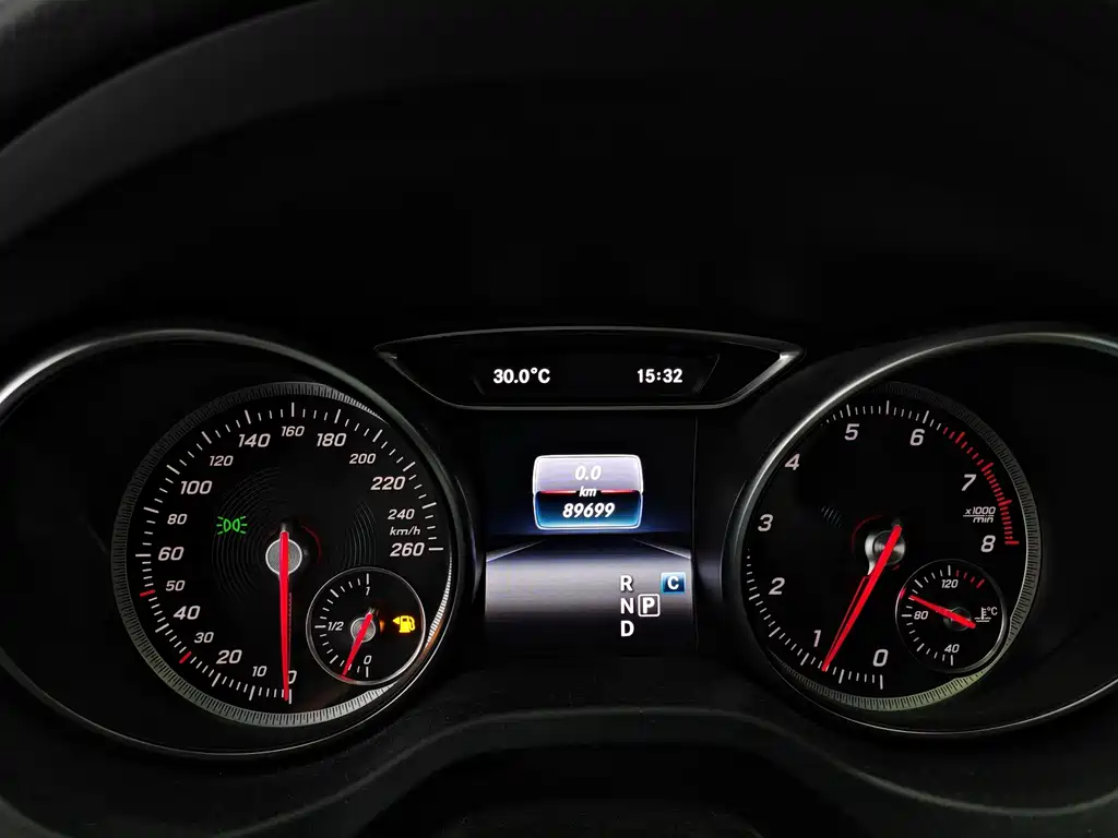 Mercedes-Benz CLA (Import) — миниатюра 8