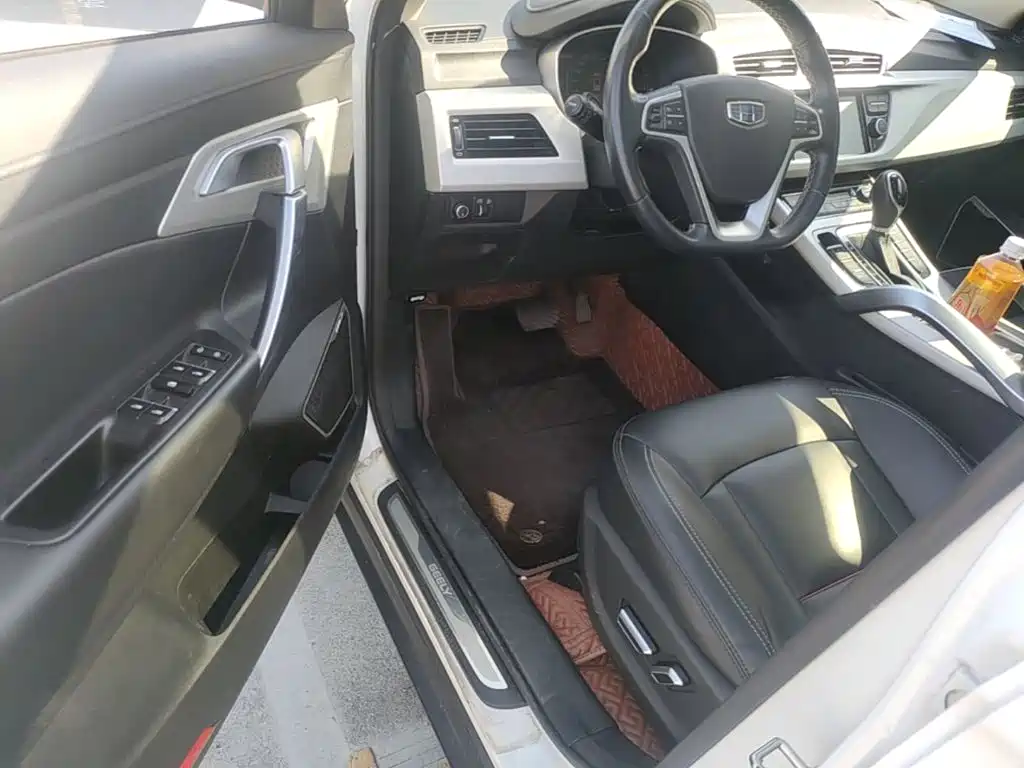 Geely Boyue — миниатюра 16