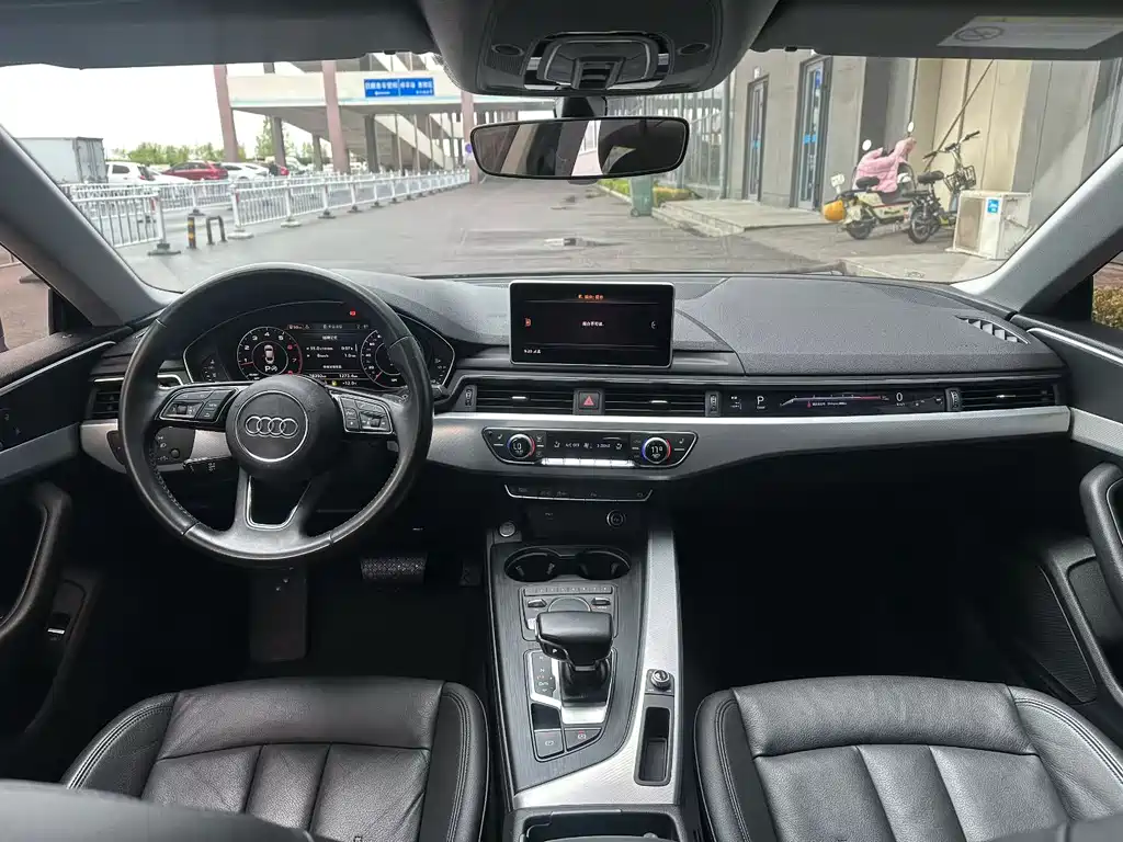 Audi A5 (Import) - фото 6