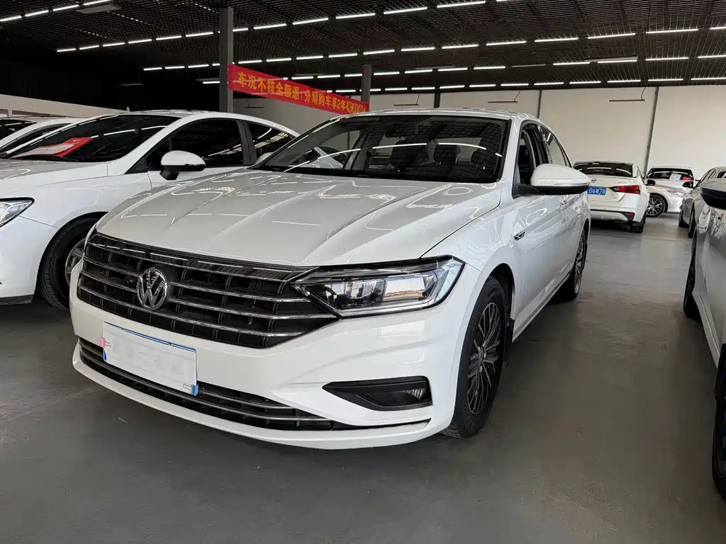Volkswagen Sagitar 2020