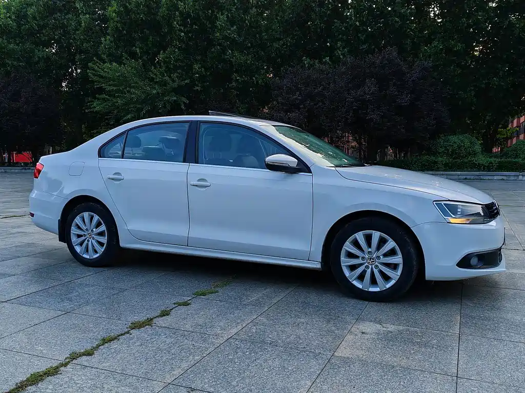 Volkswagen Sagitar — миниатюра 9