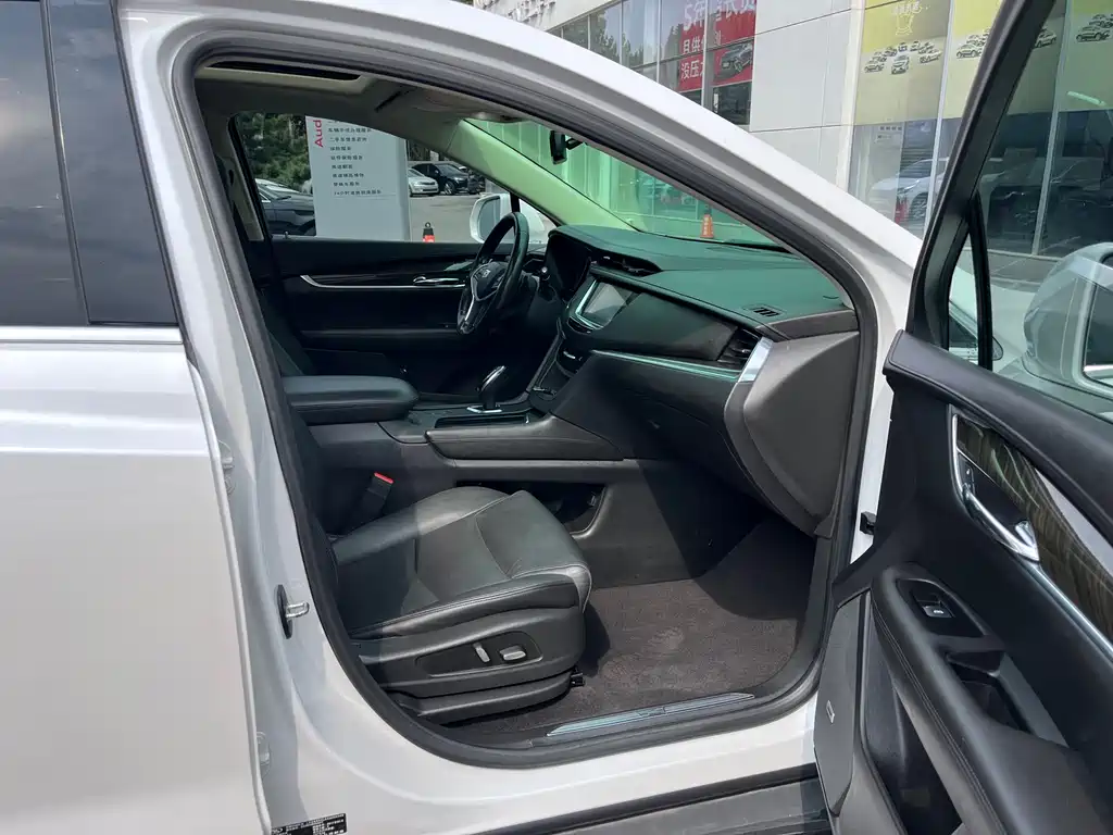 Cadillac XT5 — миниатюра 19
