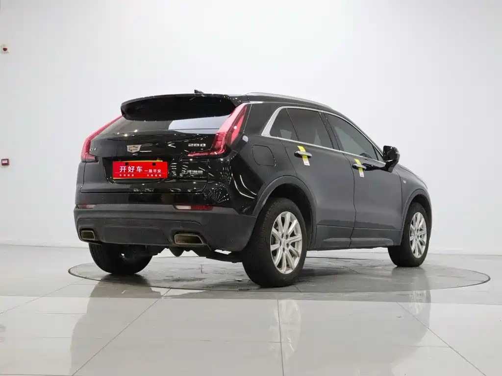 Cadillac XT4 — миниатюра 4