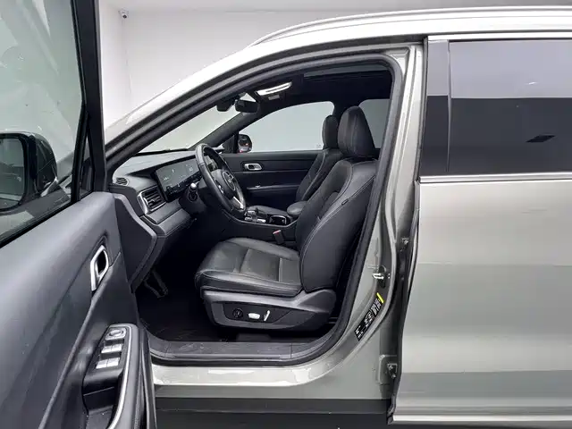 Li Auto Li ONE — миниатюра 13
