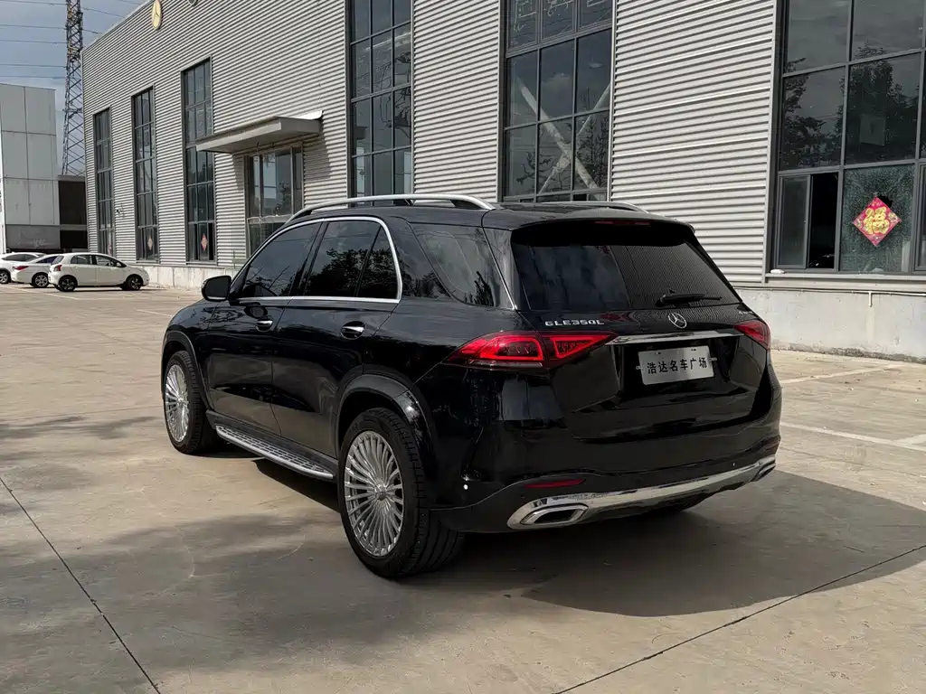 Mercedes-Benz GLE (Import) — миниатюра 9