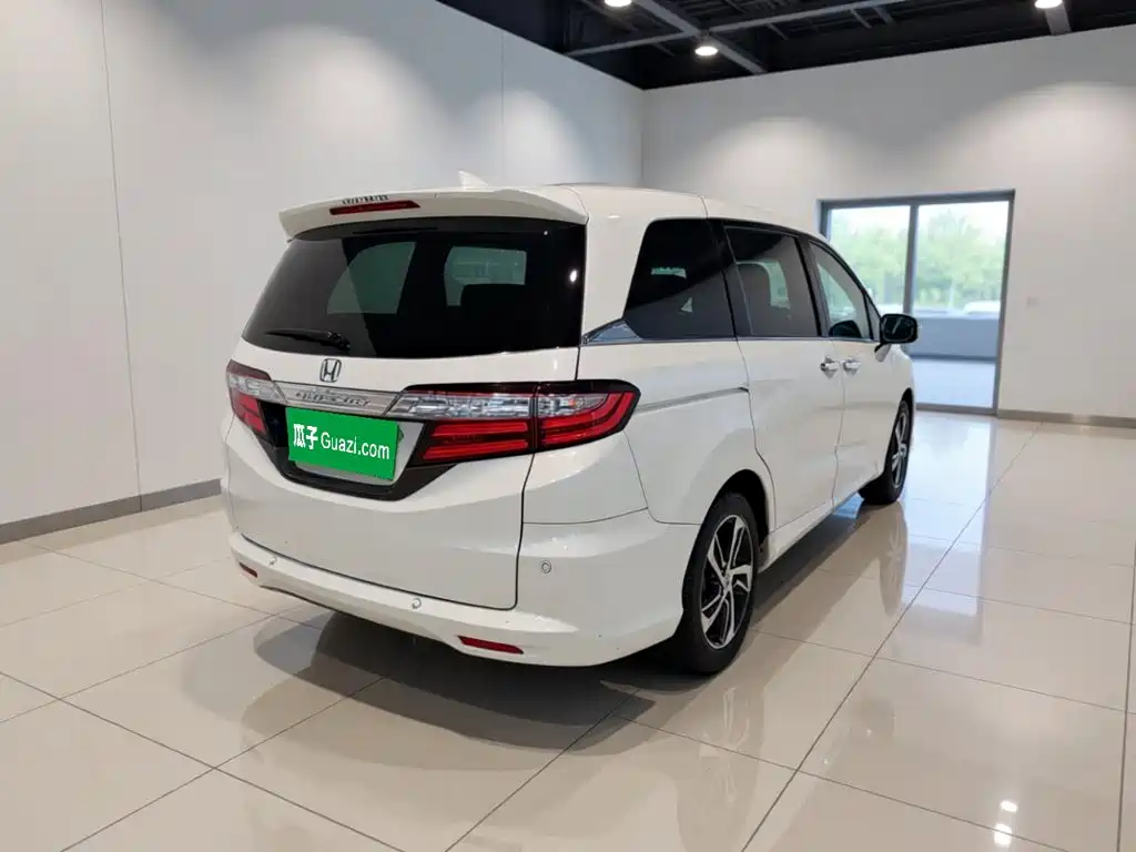 Honda Odyssey — миниатюра 4