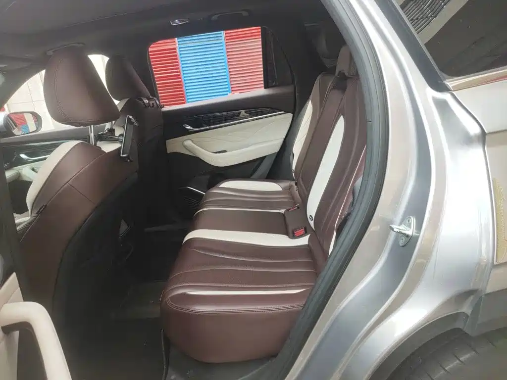 Geely Xingyue L — миниатюра 13