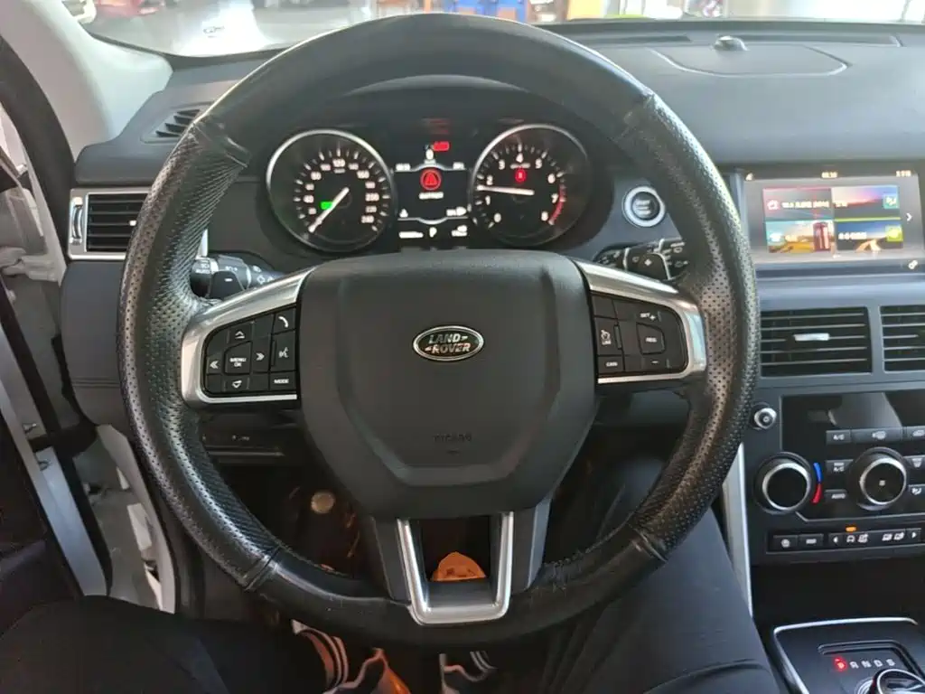 Land Rover Discovery Sport — миниатюра 11