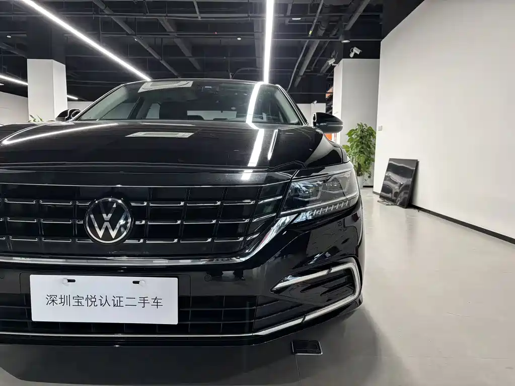Volkswagen Passat 2021 330TSI Luxury