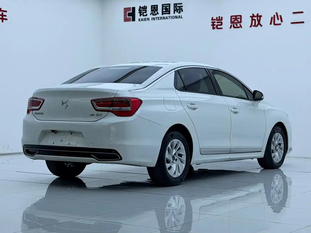 DS 5LS 2014 1.8L VTi140