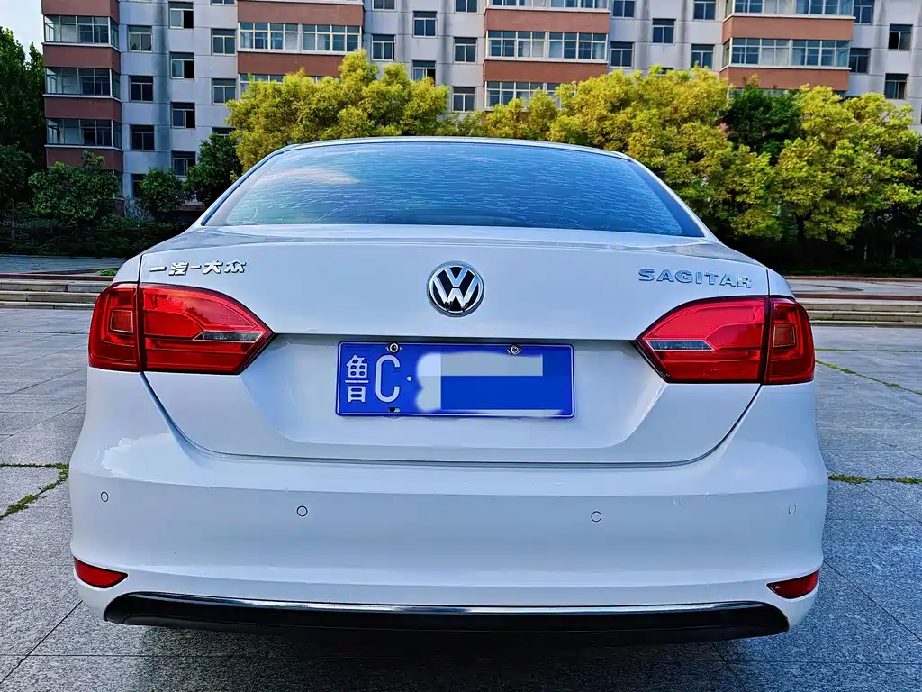 Volkswagen Sagitar — миниатюра 12