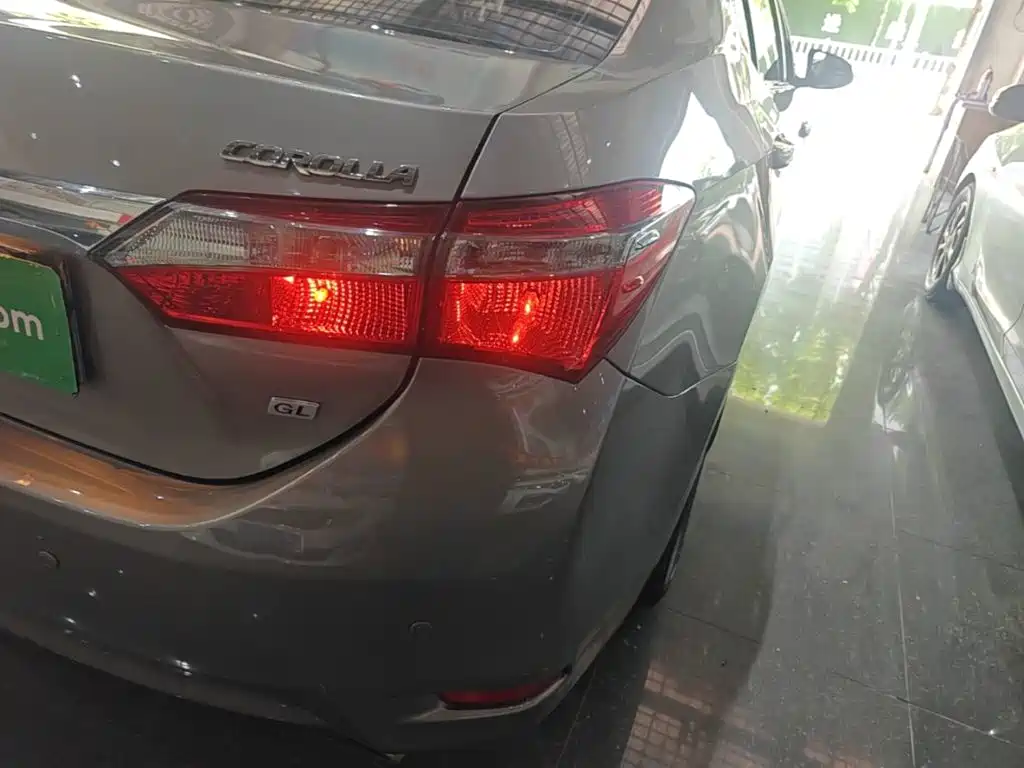 Toyota Corolla — миниатюра 8