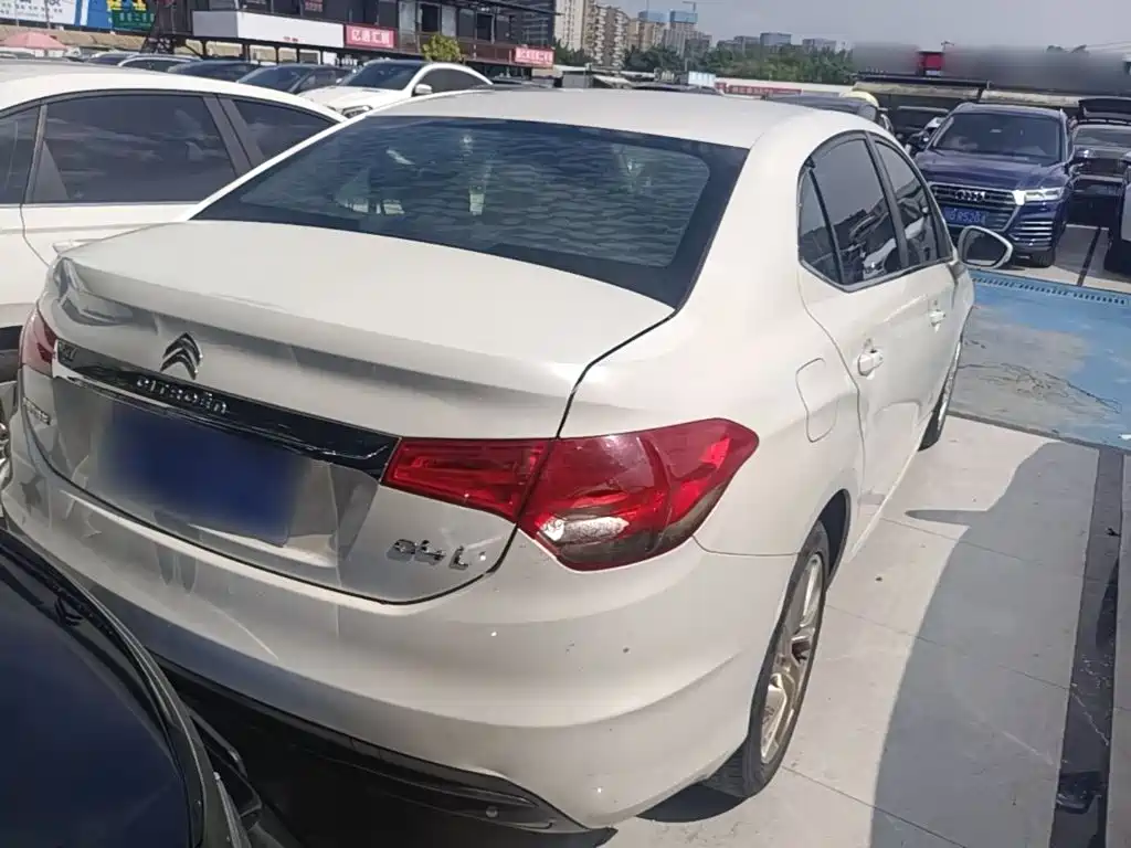 Citroen C4L — миниатюра 7