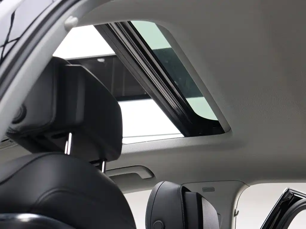 Audi A6L — миниатюра 7