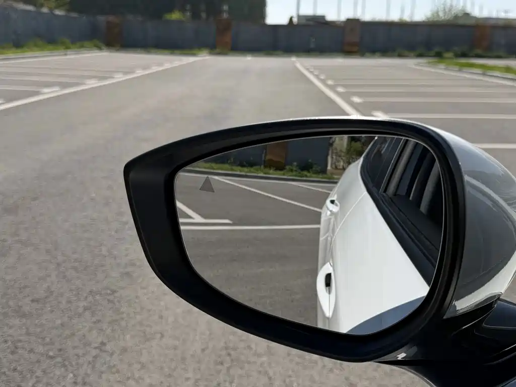 Mazda 3 Axela — миниатюра 16