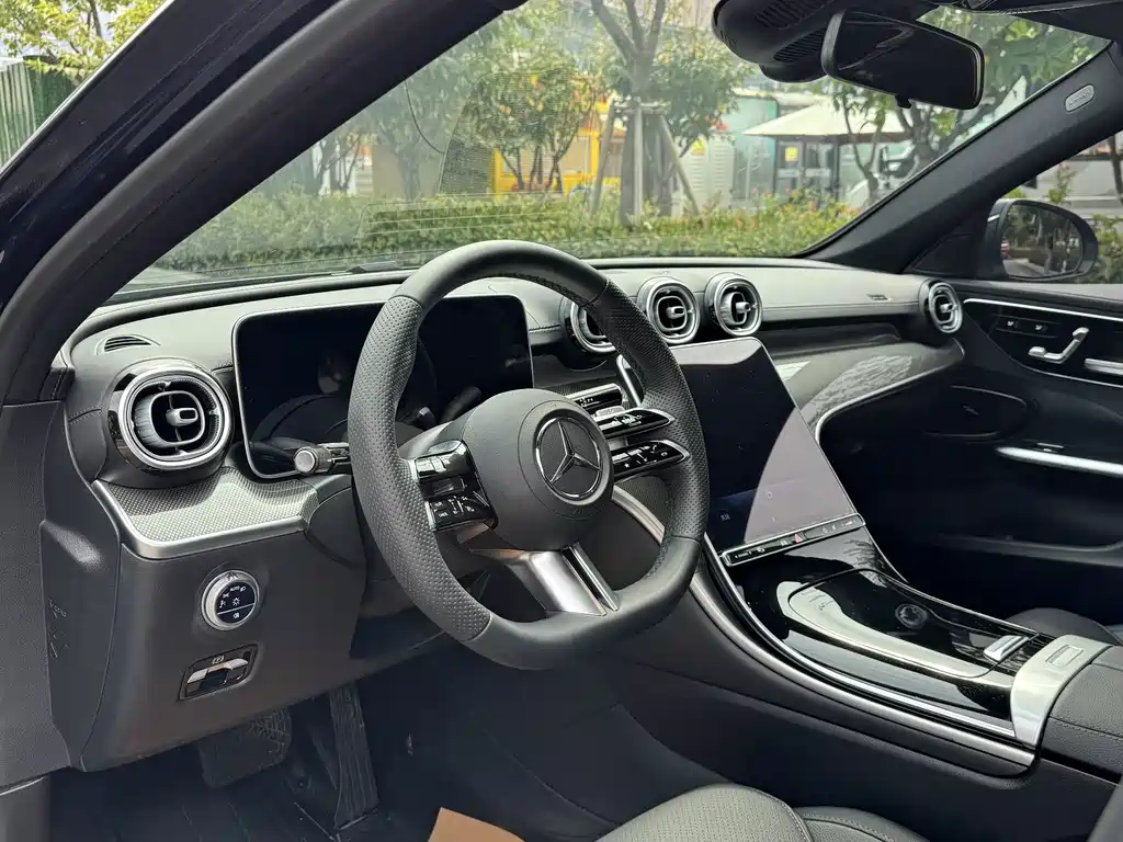 Mercedes-Benz C-Class — миниатюра 9