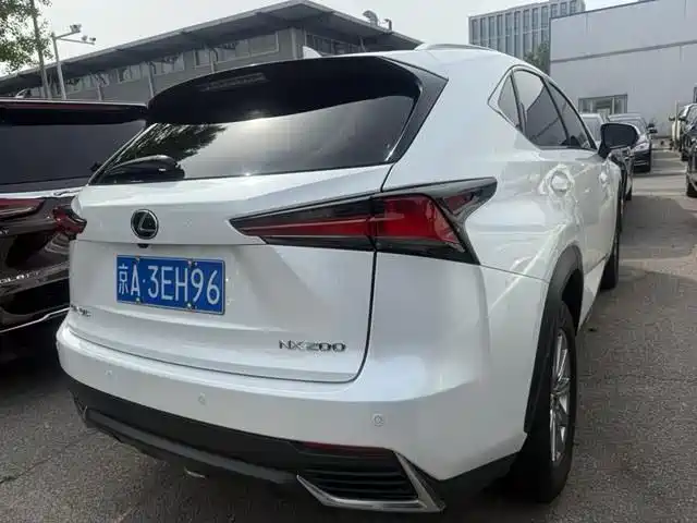 Lexus NX — миниатюра 3