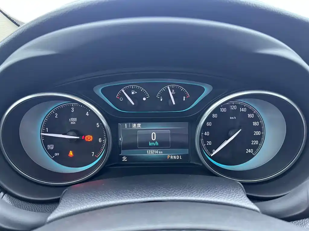 Buick Envision Plus — миниатюра 10