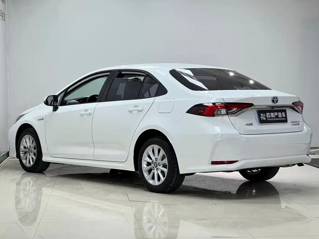 Toyota Corolla — миниатюра 6