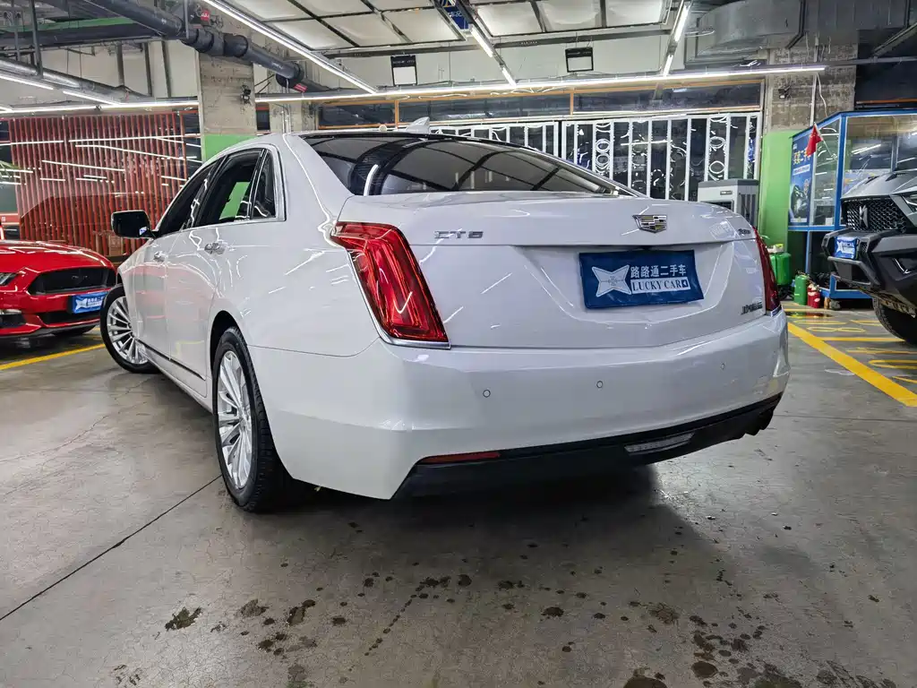 Cadillac CT6 — миниатюра 4