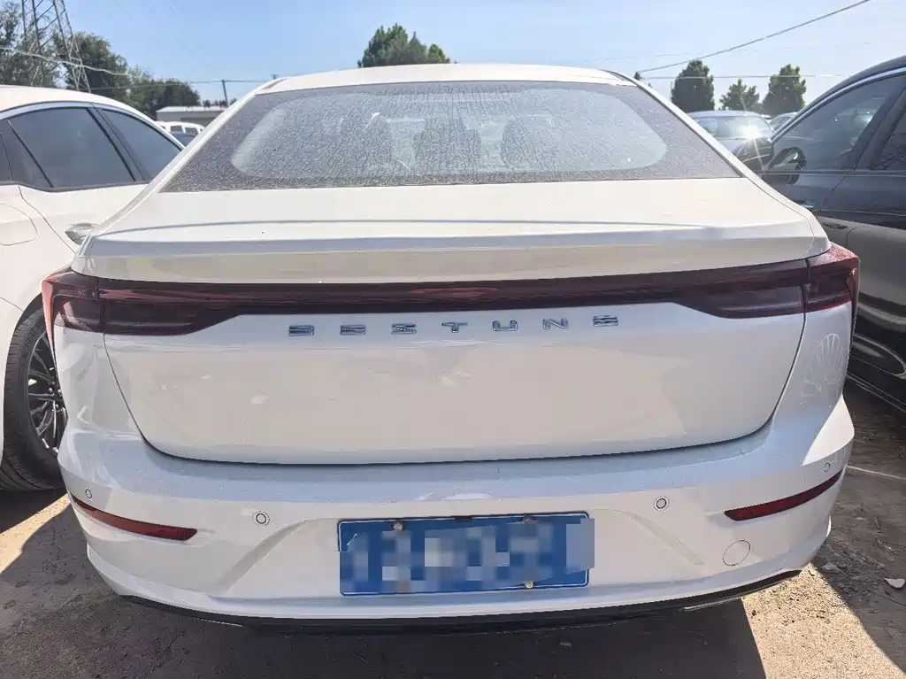 Bestune B70 — миниатюра 10