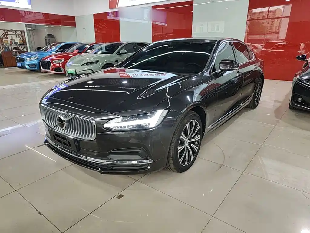 Volvo S90 — миниатюра 2