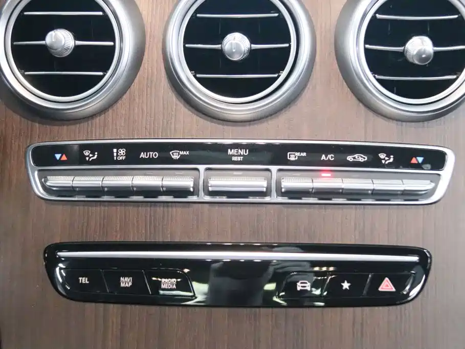 Mercedes-Benz GLC — миниатюра 9