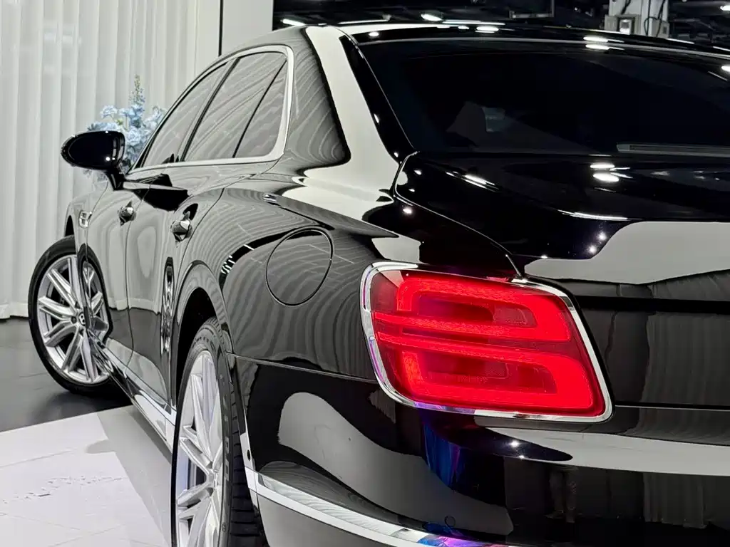 Bentley Flying Spur 2024 2.9T V6 Hybrid